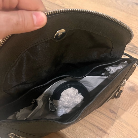 Vince Camuto - Black Pebbled Leather Purse with Silver Hardware and Zippers - Picture 7 of 9